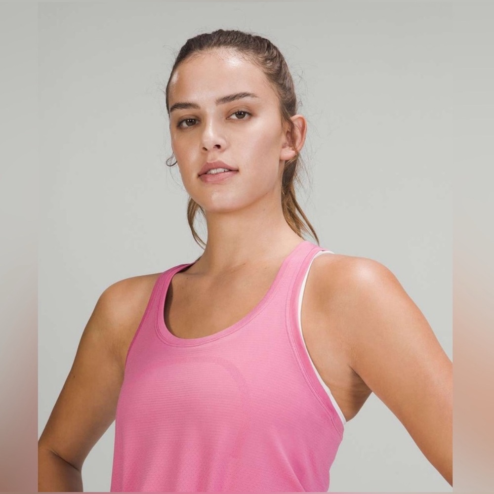 Lululemon Swiftly Tech Racerback
Tank Top 2.0 - Picture 2 of 7
